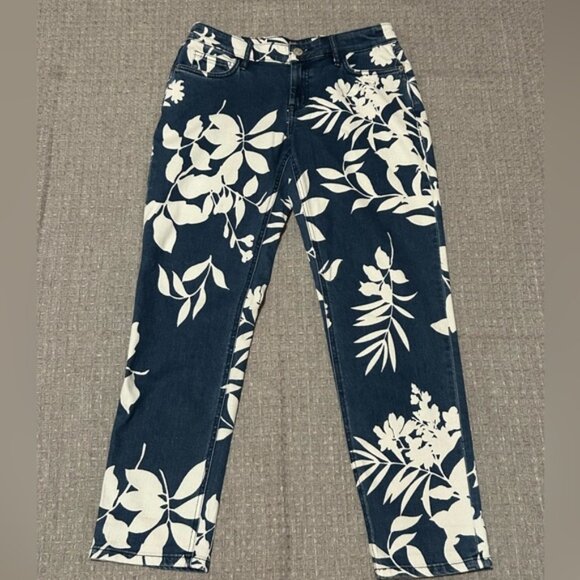 Tommy Bahama Boyfriend Slim Tema Indigo Bleach Sky Denim Jeans - Picture 1 of 6